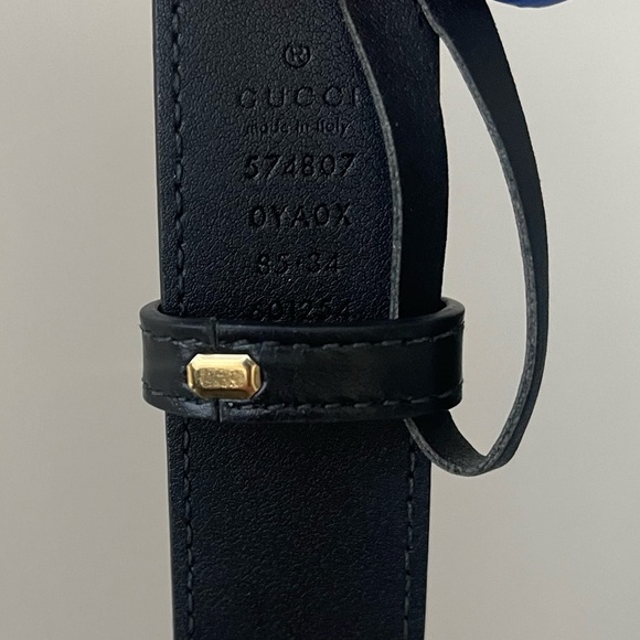 Gucci Black Leather Two-Tone Interlocking G Belt - Picture 6 of 9